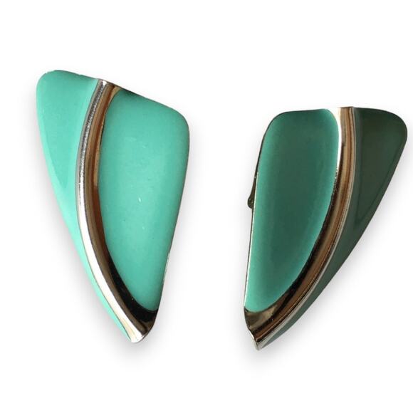 (brand not known) Jewelry - Aqua and silver tone abstract geometric clip on earrings